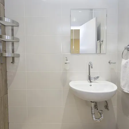 The Cozy Apartment, Apartment *