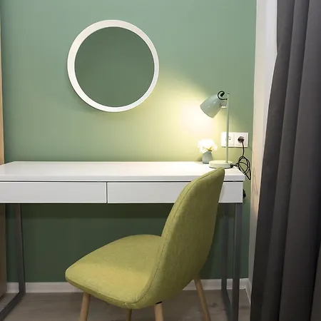 The Cozy Apartment, 아파트