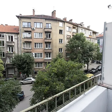 The Cozy Apartment, 아파트