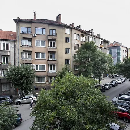 The Cozy Apartment, 아파트